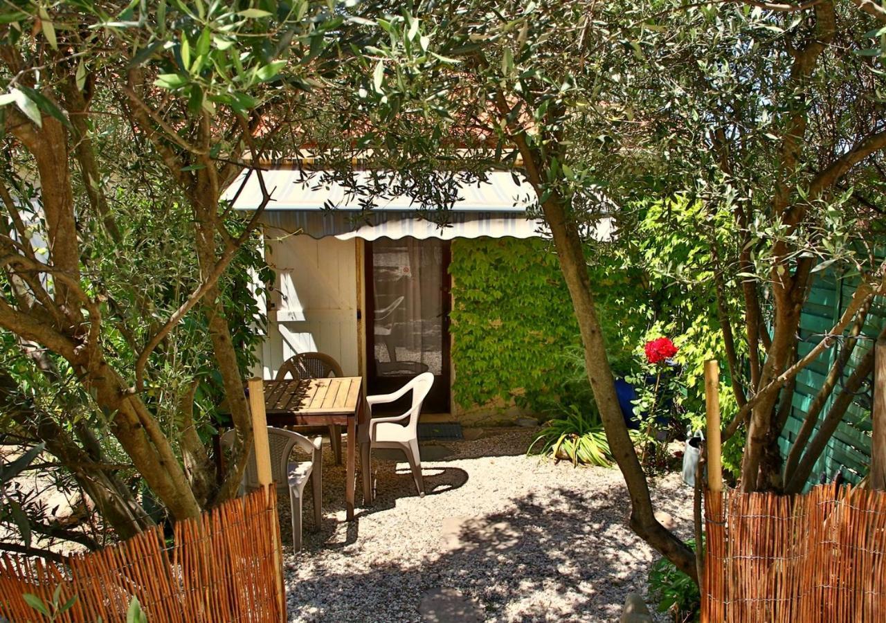 Beau Vallon - Gîte et Chambres d'Hôtes Pyrénées-Méditerranée - Pays Catalan Sahorre Exterior foto
