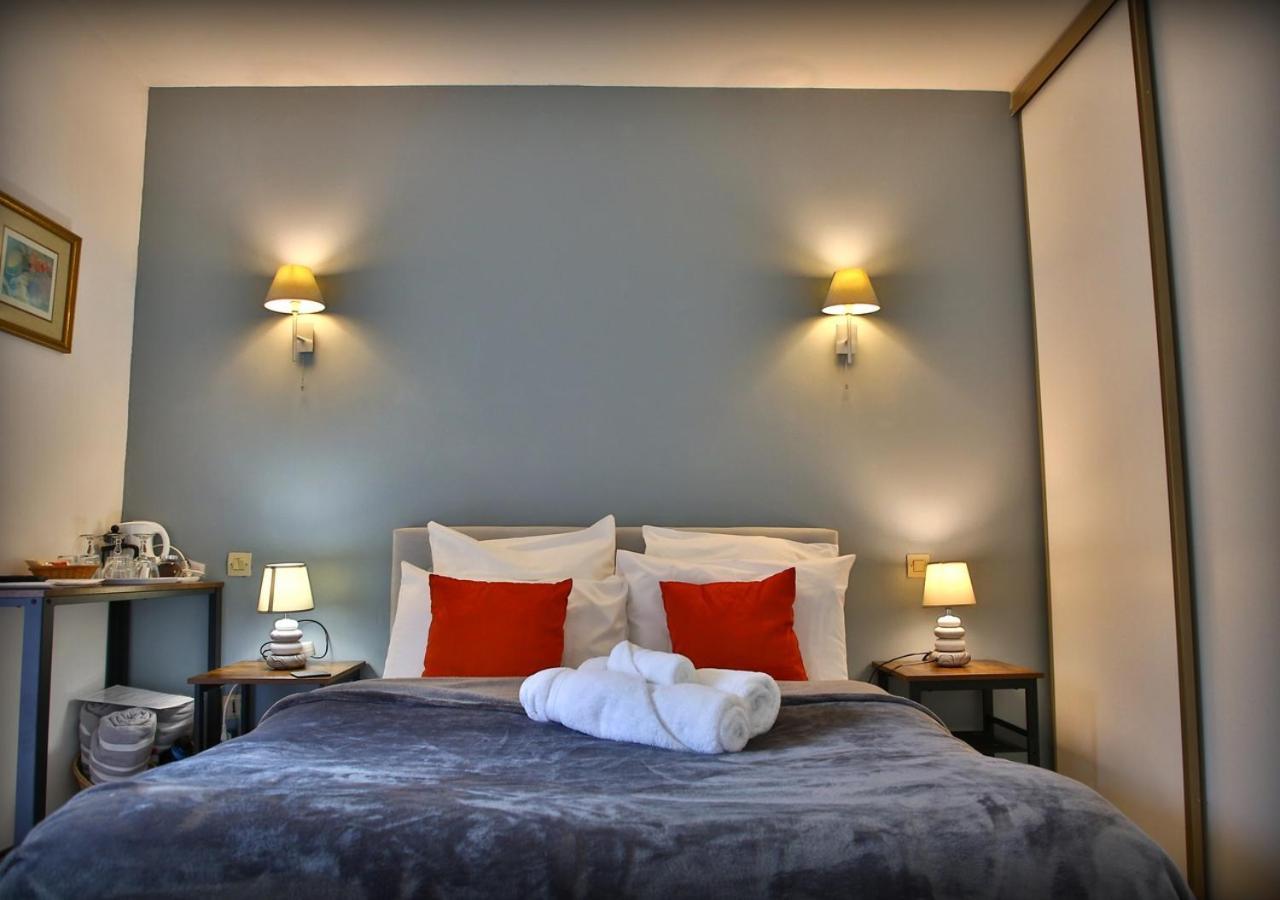 Beau Vallon - Gîte et Chambres d'Hôtes Pyrénées-Méditerranée - Pays Catalan Sahorre Exterior foto