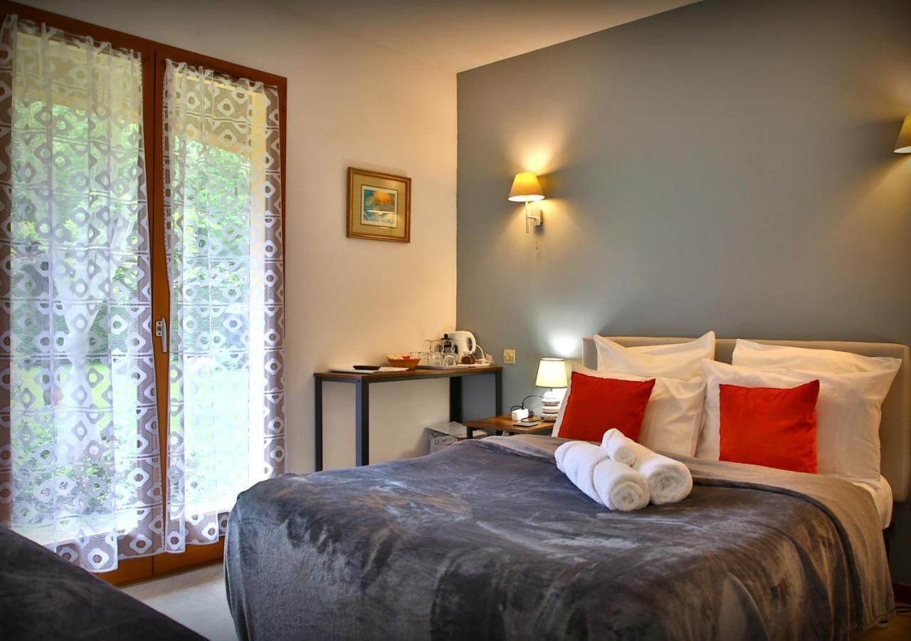 Beau Vallon - Gîte et Chambres d'Hôtes Pyrénées-Méditerranée - Pays Catalan Sahorre Exterior foto