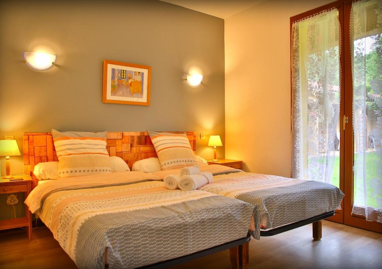 Beau Vallon - Gîte et Chambres d'Hôtes Pyrénées-Méditerranée - Pays Catalan Sahorre Exterior foto